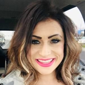 Meet your Posher, Natasha